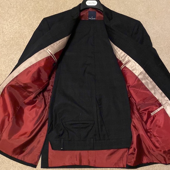 Daniel Hechter Suit - Picture 2 of 3